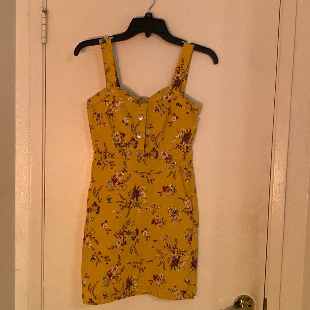 No Boundaries Yellow Floral Jean Dress Size S/CH (3-5)